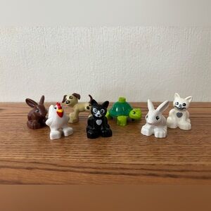 LEGO DUPLO 7 Mini Figures Animals Rabbits Cats Turtle Dog Chicken Lot